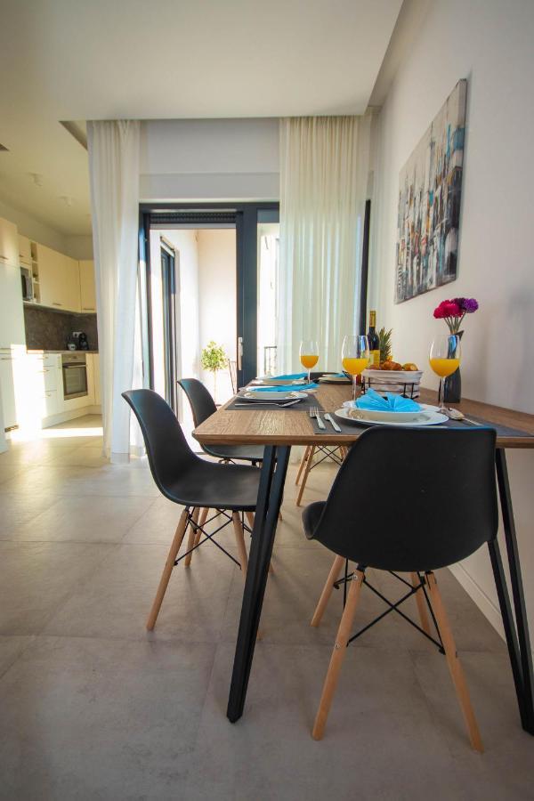 Apartmani Le-Lu Kaštela Zewnętrze zdjęcie