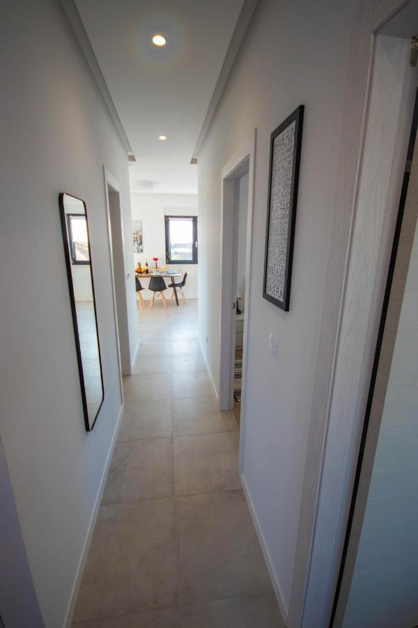 Apartmani Le-Lu Kaštela Zewnętrze zdjęcie