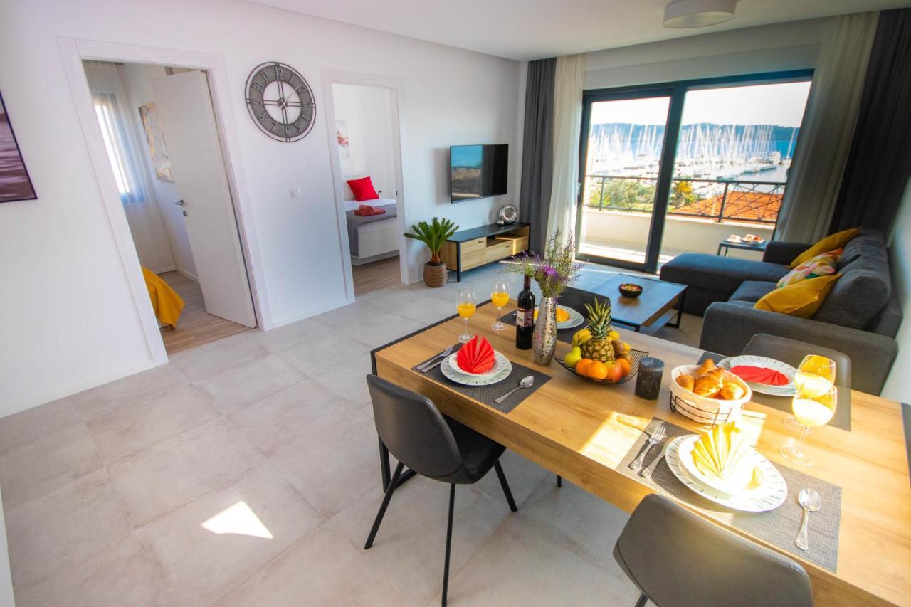 Apartmani Le-Lu Kaštela Zewnętrze zdjęcie