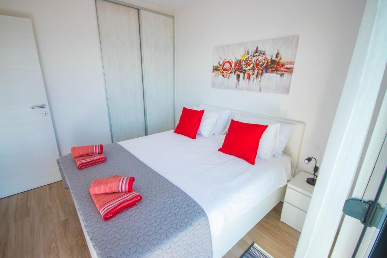 Apartmani Le-Lu Kaštela Zewnętrze zdjęcie