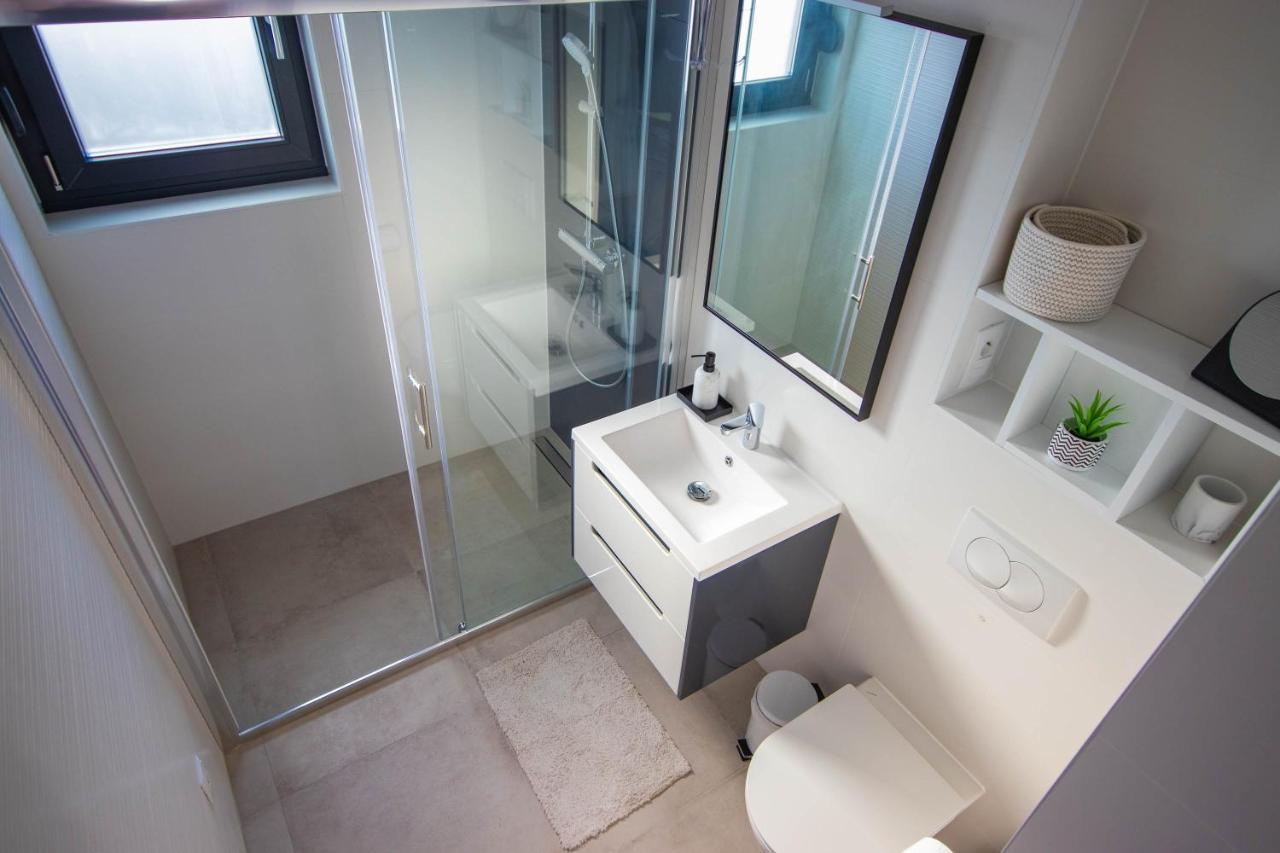 Apartmani Le-Lu Kaštela Zewnętrze zdjęcie