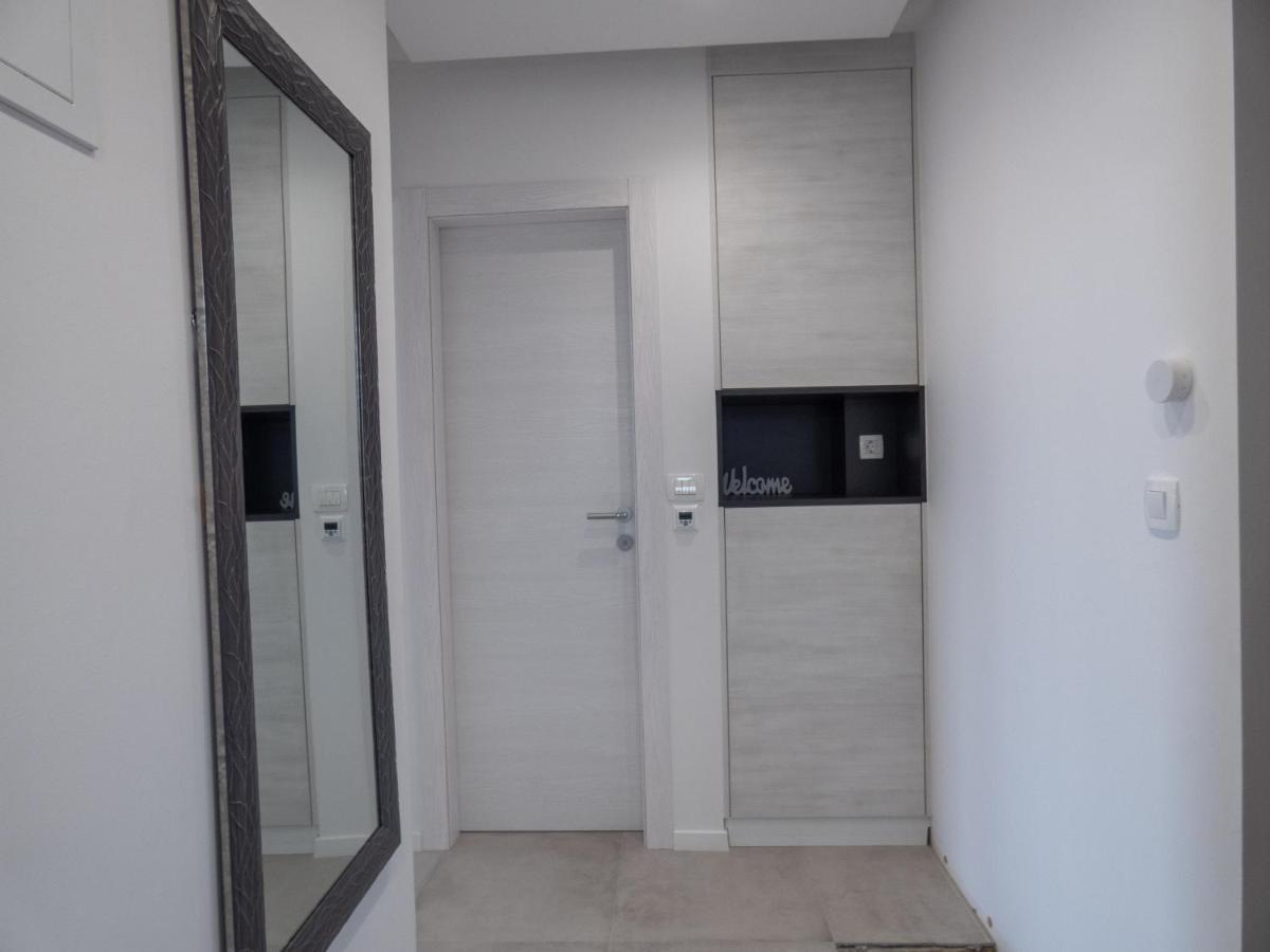 Apartmani Le-Lu Kaštela Zewnętrze zdjęcie